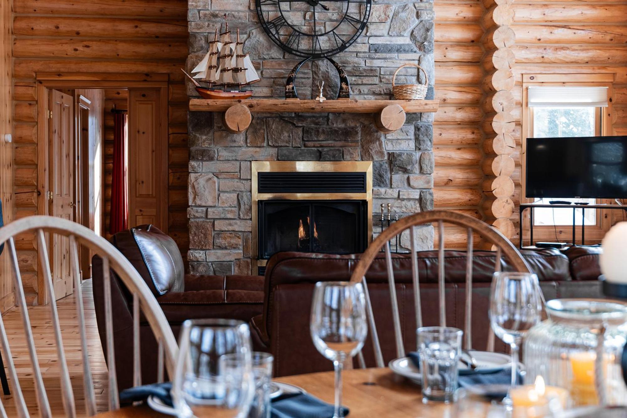 Fiddler Lake Resort Chalet 76 Deer Mille-Isles ภายนอก รูปภาพ